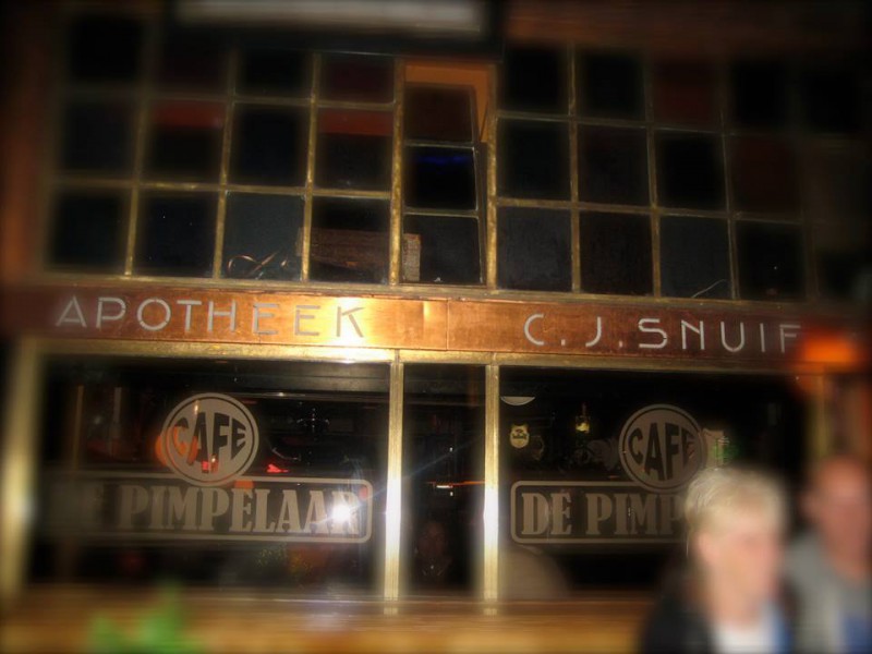 Oude Markt 22 De Pimpelaar vroeger Apotheek Snuif.jpg