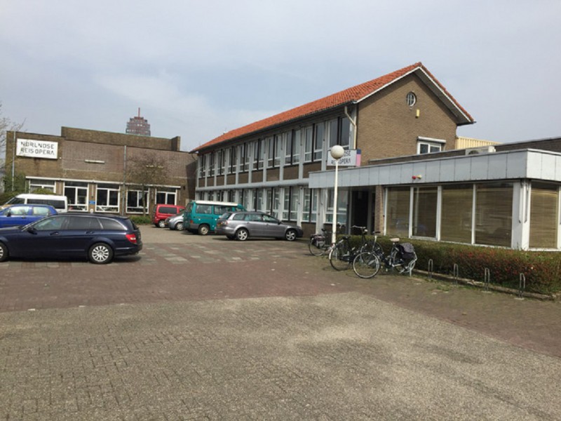 Perikweg 97 De voormalige Batofabriek en de Nationale Reisopera  wordt gesloopt. Daar verrijst de Operahof 6-5-2018.jpg