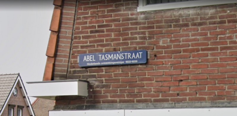 Abel Tasmanstraat straatnaambord.jpg
