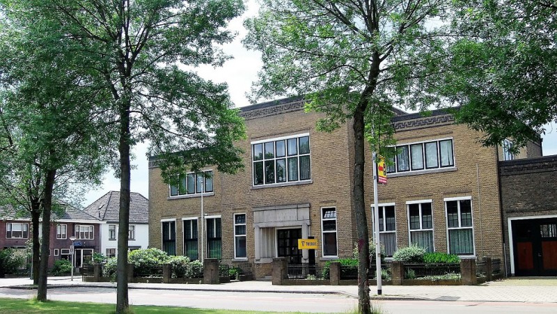 Tubantiasingel 63-71 gemeentelijk monument. Nu kantorencomplex Trebbe vroeger pand Twentse Overzeese Handelsmaatschappij gebouw in 1927.jpg