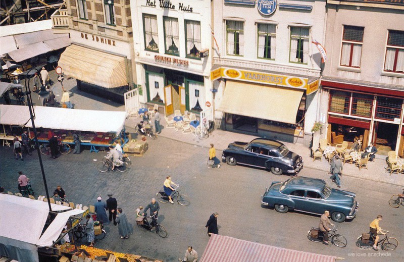 Langestraat 58-62 fotozaak Vaarhorst, cafe Moderne met boven de Torenbar.jpg