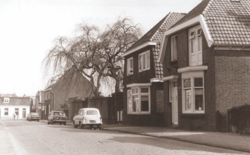 Kneedweg 54-56 woningen 1967.jpg