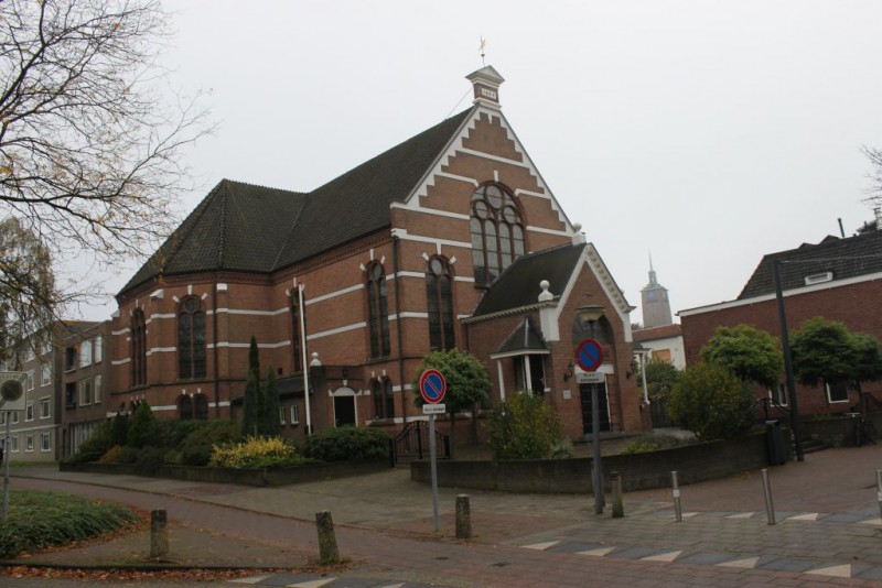 Wilhelminastraat 18 gereformeerde Oosterkerk.jpg