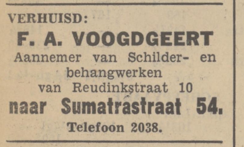 Sumatrastraat 54 F.A. Voogdgeert schilder- en behangwerken advertentie Tubantia 27-7-1937.jpg