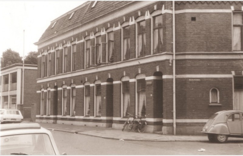 Emmastraat 107-111 1967.jpg