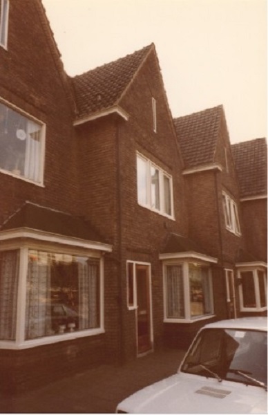 Heutinkstraat 6-8 vroeger Veenstraat 144-146 woningen 1980.jpg
