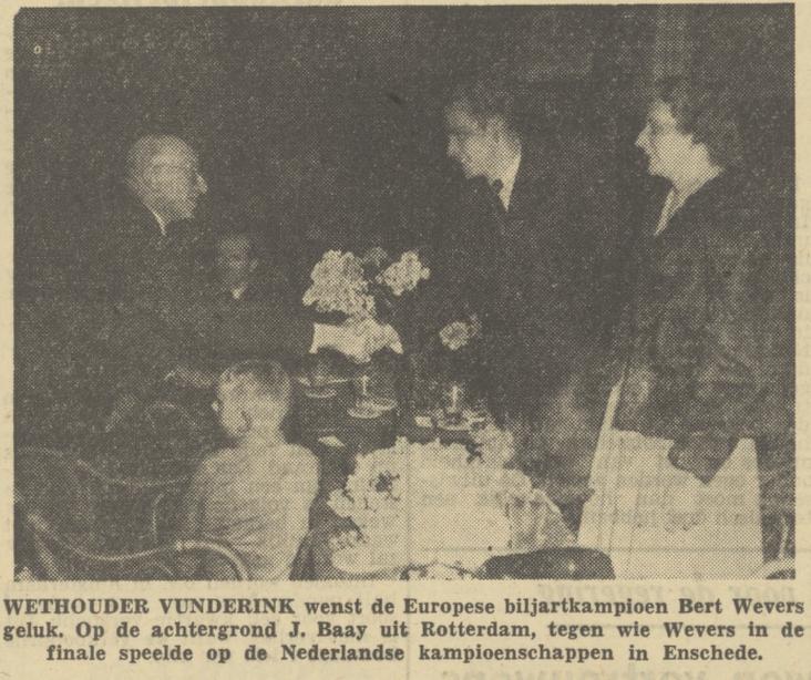 J. Vunderink wethouder krantenfoto Tubantia 14-3-1950.jpg