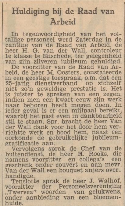 H.G. van der Wall Raad van Arbeid krantenbericht Tubantia 11-1-1954.jpg