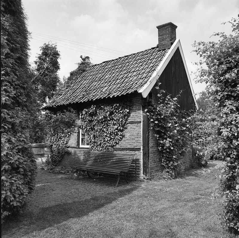 Hellerweg 5 Vakwerk Bakspieker boerderij rijksmonument.jpg