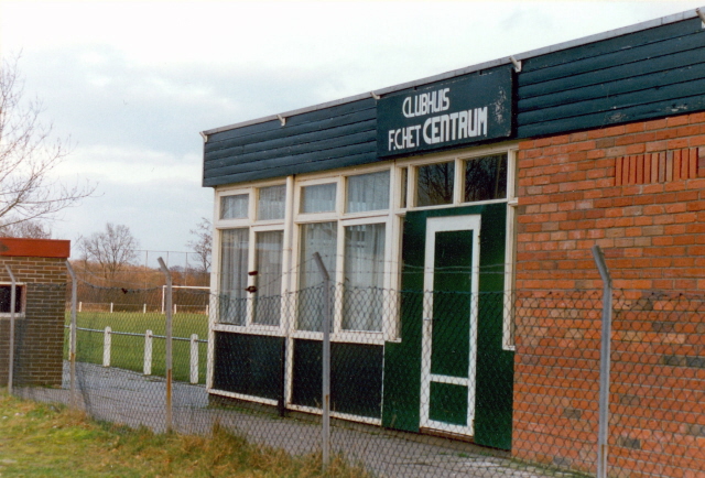 Beursstraat 11 Clubhuis voetbalvereniging F.C. Het Centrum.jpeg