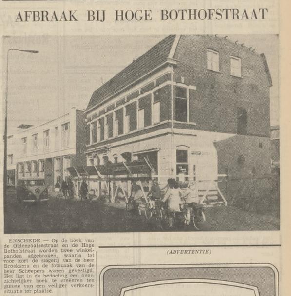 Oldenzaalsestraat 68 hoek Hoge Bothofstraat afbraak pand slagerij Broeksma (vroeger slager Weyel). krantenfoto Tubantia 14-10-1969.jpg