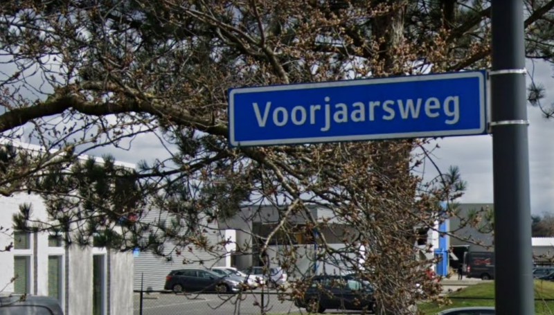 Voorjaarsweg straatnaambord.jpg