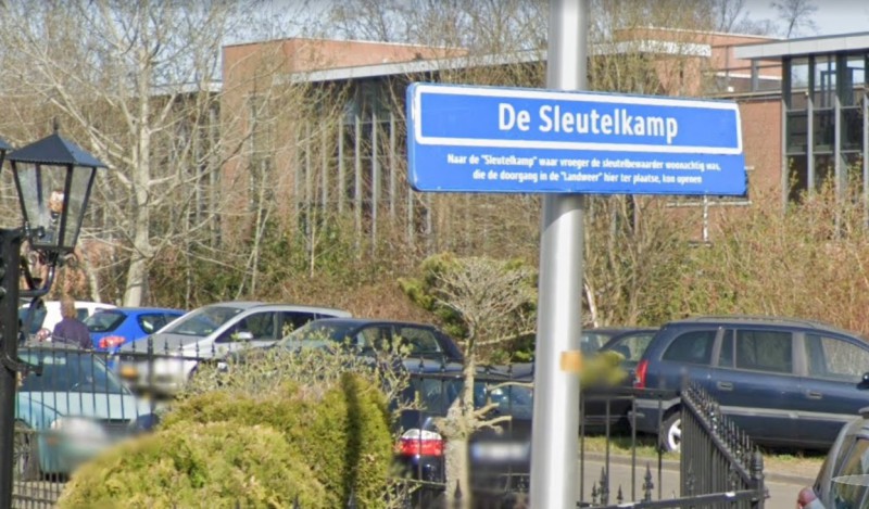 De Sleutelkamp straatnaambord.jpg