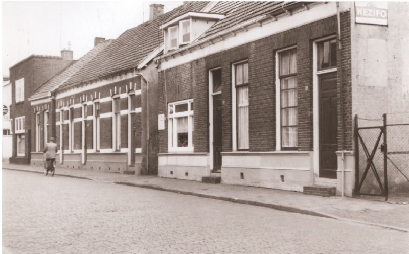 Hoge Bothofstraat 70 Voorzijde woningen  1967.jpg