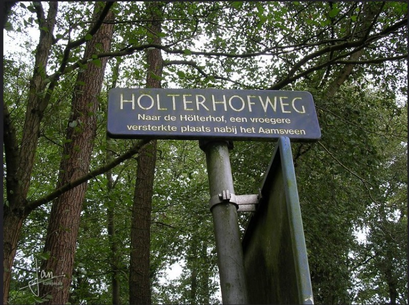 Holterhofweg straatnaambord.jpg