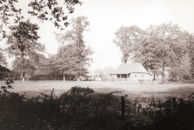 Horsterveldweg oestand voor het tot stand komen van het bestemmingsplan Stroinkslanden. 1974.jpeg