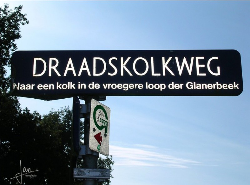 Draadskolkweg straatnaambord.jpg