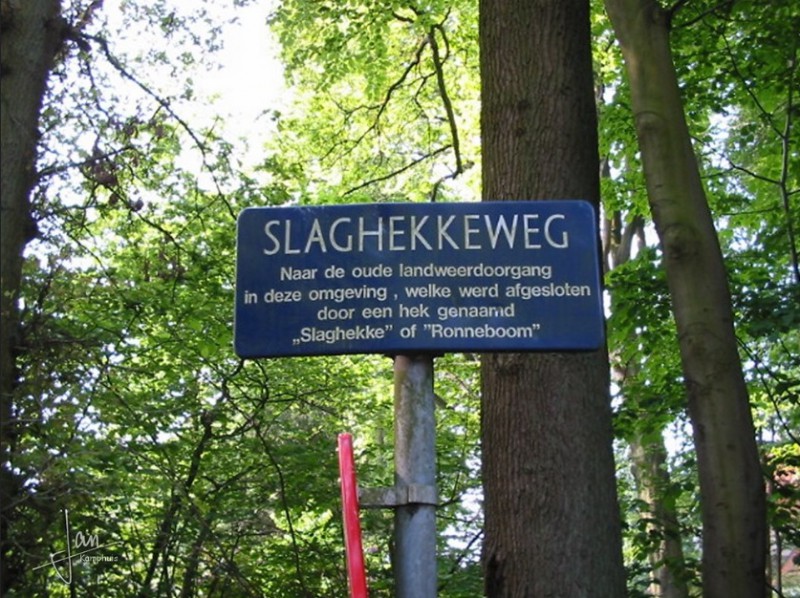 Slaghekkeweg straatnaambord.jpg