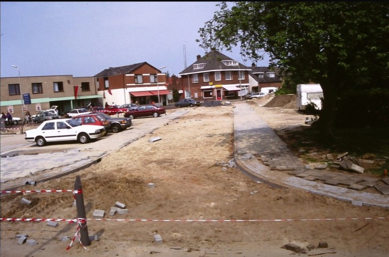 Schoolstraat 60 Glanerbrug - Aanleg parkeerplaats C1000.jpg