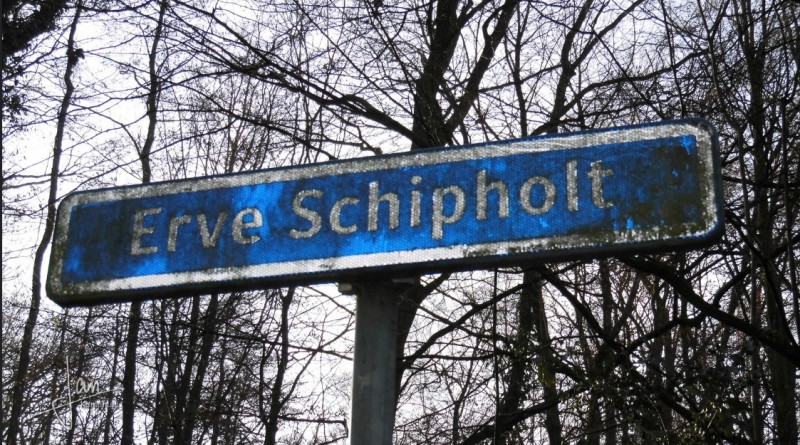 Erve Schipholt straatnaambord.jpg