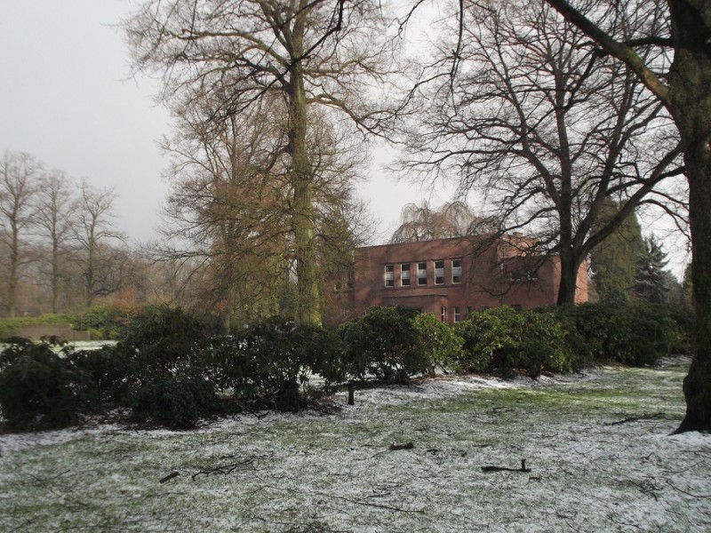 Noord Esmarkerrondweg Oosterbegraafplaats (4).JPG