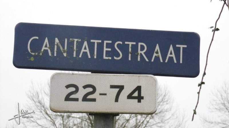 Cantatestraat straatnaambord.jpg
