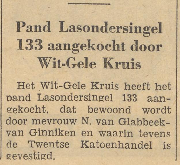 Lasondersingel 133 Wit-Gele Kruis krantenbericht Tubantia 28-10-1955.jpg