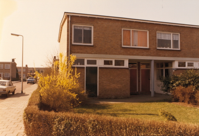 Dirk Hartogstraat 2 woningen 1977.jpeg