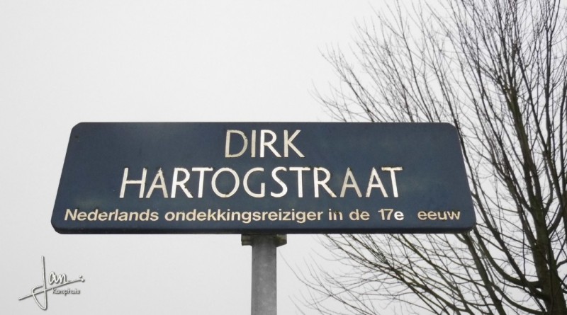 Dirk Hartogstraat straatnaambord.jpg