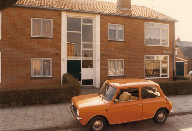 Gerrit de Veerstraat 57 woningen 1977.jpeg