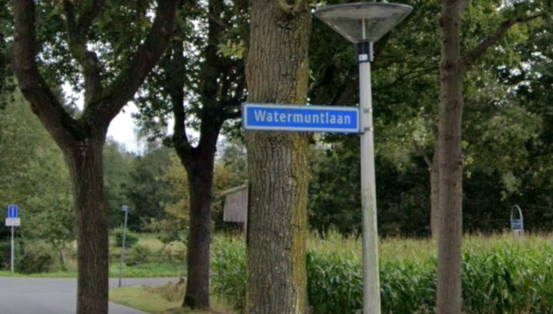 Watermuntlaan straatnaambord.jpg