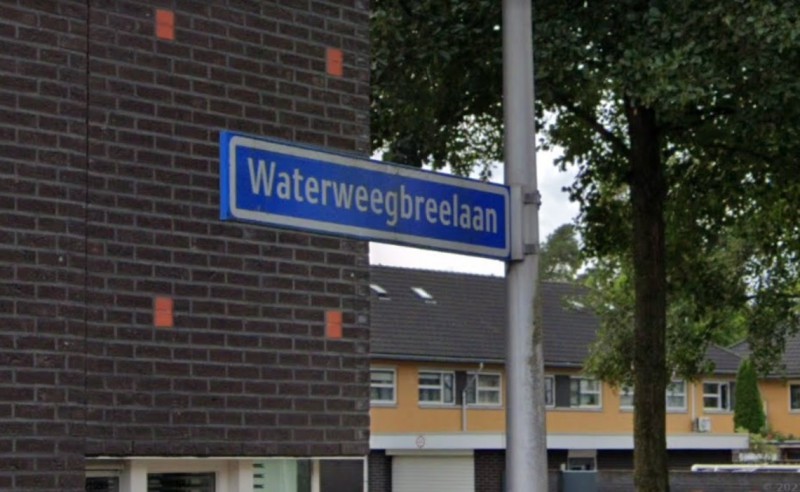 Waterweegbreelaan straatnaambord.jpg