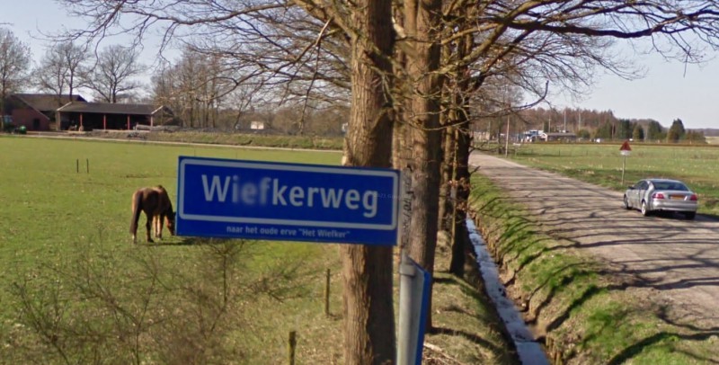 Wiefkerweg straatnaambord.jpg