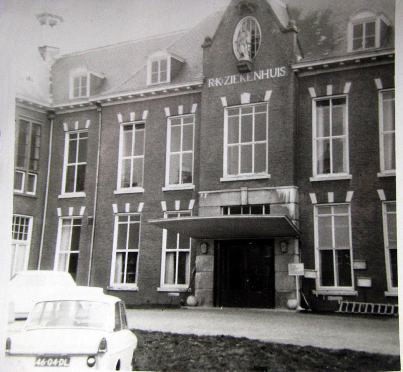 de Ruyterplein 1 R.K. Ziekenhuis ingang.jpg