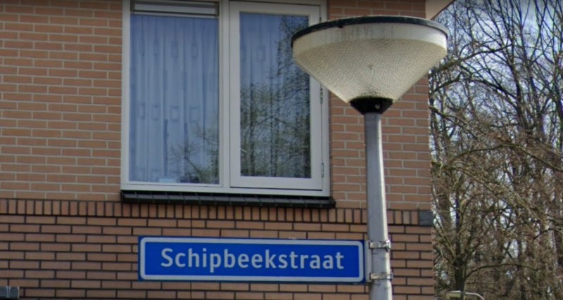 Schipbeekstraat straatnaambord.jpg