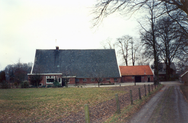 Demmersweg Zijaanzicht boerderij.jpeg