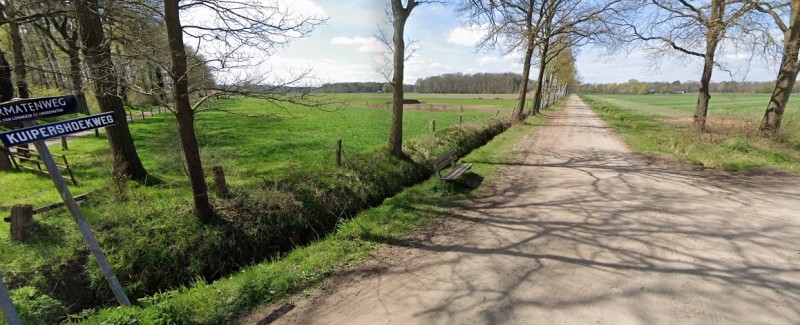 Kuipershoekweg vanaf de Lindermatenweg.jpg