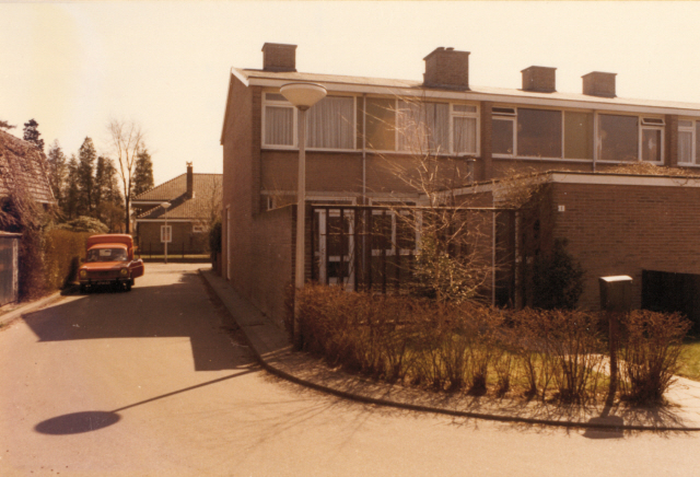 Dr. de Jongstraat woningen 1977.jpeg
