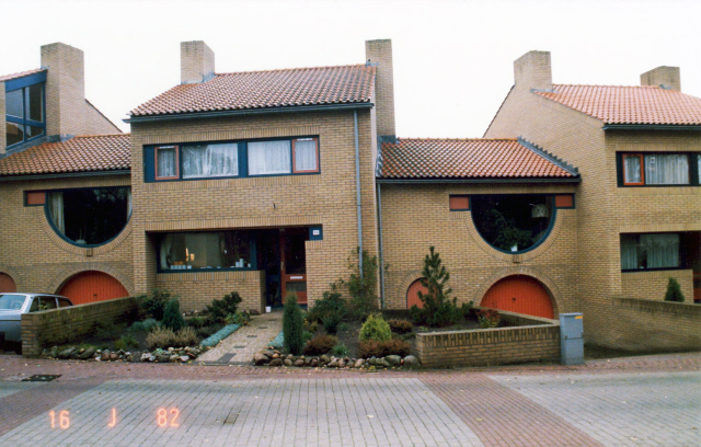 Elsmaathorst 44 woningen 1982.jpeg