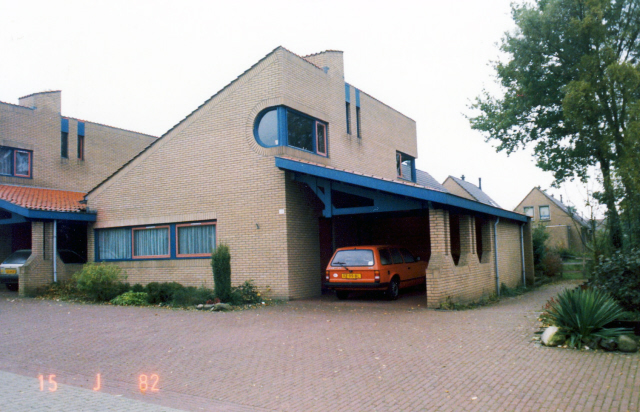 Elsmaathorst 21 woningen 1982.jpeg