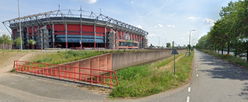 Elysium links stadion Grolsch Veste.jpg
