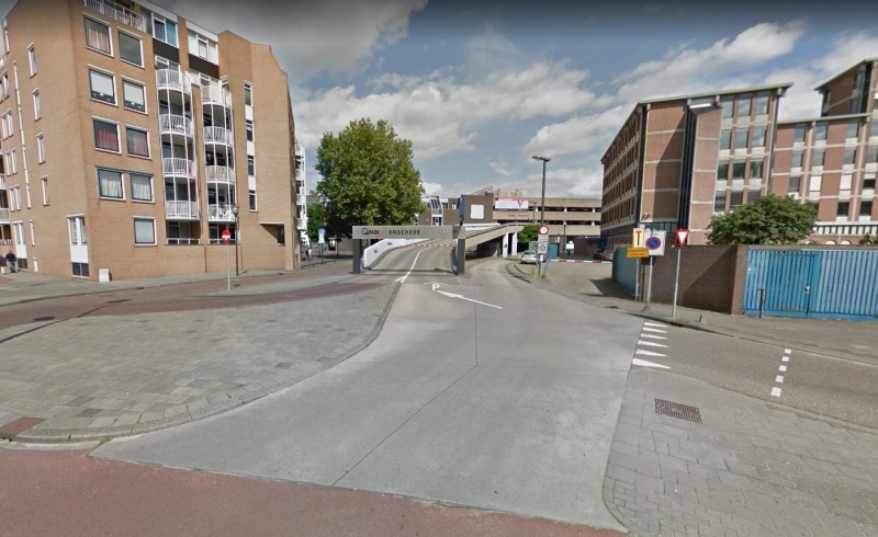 Gronausebaan busbaan vanaf Nijverheidstraat.jpg