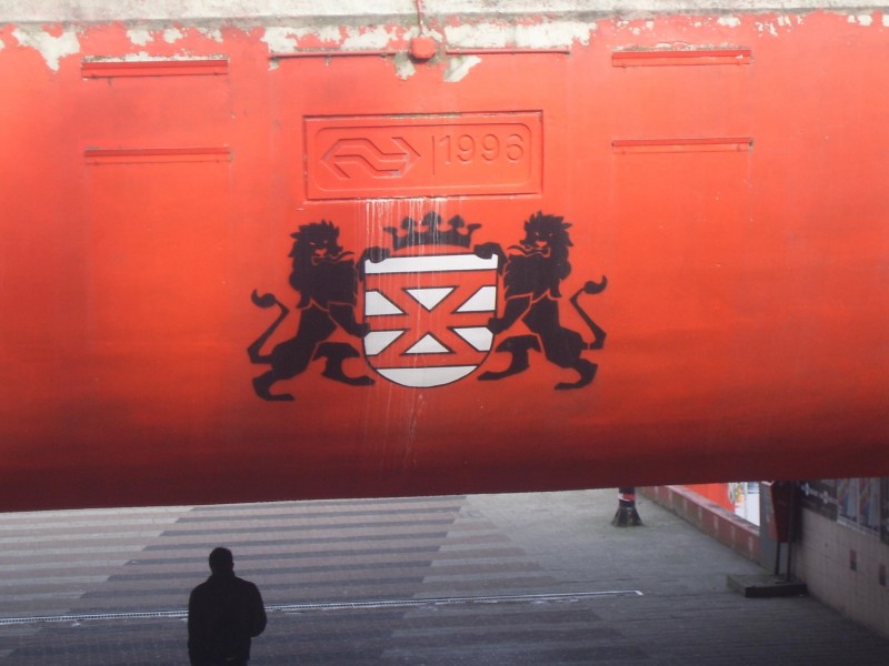 Forum 10 gemeentewapen ns station drienerlo bij Grolsch Veste.jpg