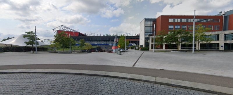Forum vanaf rotonde Kennispark met o.m. Grolsch Veste.jpg