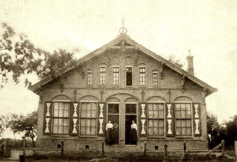 Gronausestraat Glanerbrug huizen douaneambtenaren.jpg