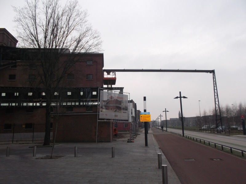 Balengebouw met katligger.JPG