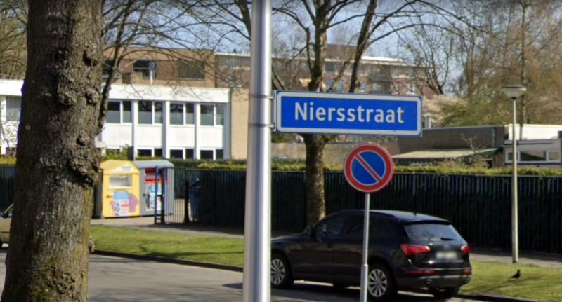 Niersstraat straatnaambord.jpg