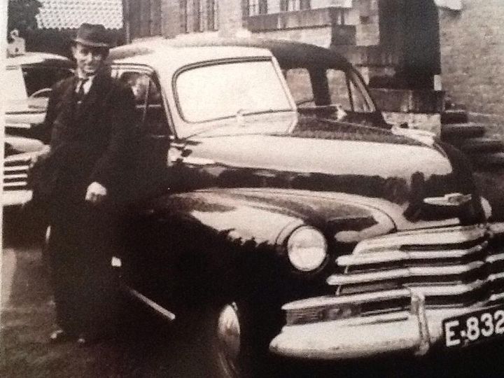 Kerkstraat 30 Glanerbrug Gerard Kaalverink taxibedrijf.jpg