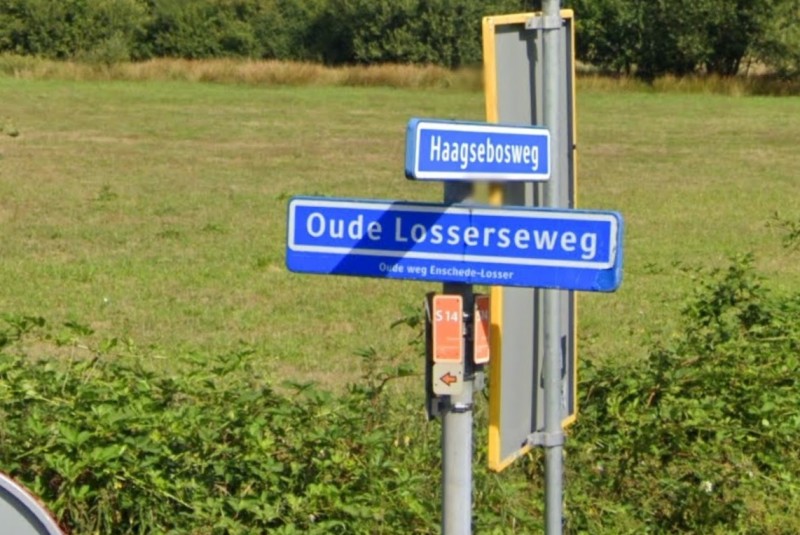 Oude Losserseweg straatnaambord.jpg