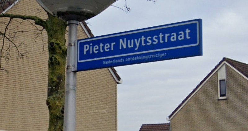 Pieter Nuytsstraat straatnaambord.jpg